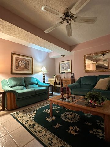 630 E POPLAR AVE, Selmer, TN 38375