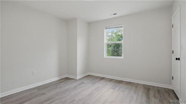 206 S Dunlop St, Petersburg, VA 23803