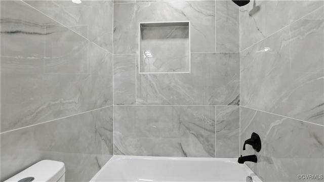 206 S Dunlop St, Petersburg, VA 23803