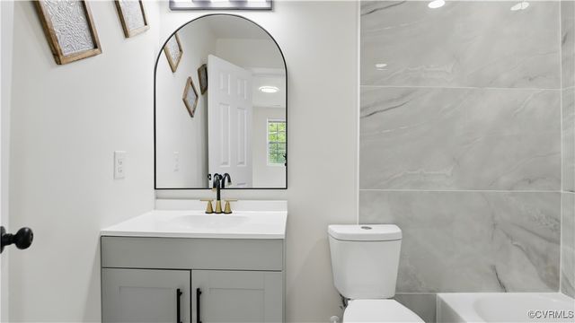 206 S Dunlop St, Petersburg, VA 23803