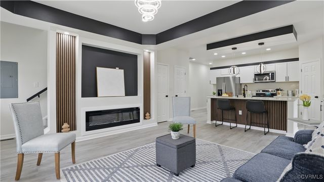 206 S Dunlop St, Petersburg, VA 23803