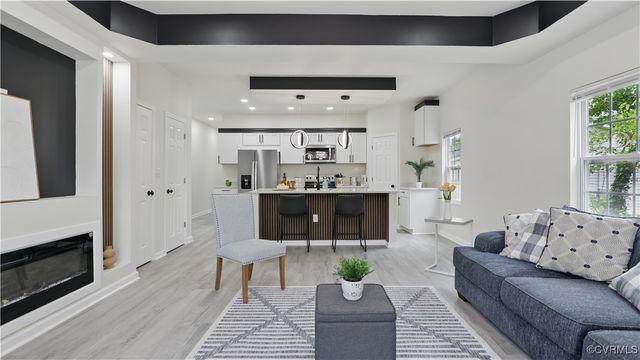206 S Dunlop St, Petersburg, VA 23803