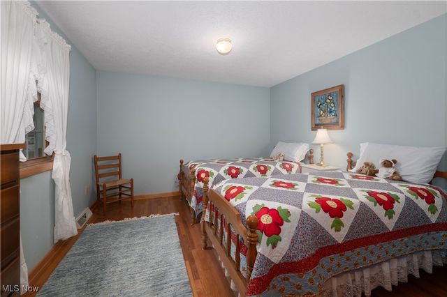 697 Redwood Drive, Canal Fulton, OH 44614