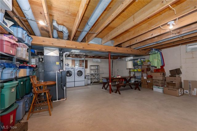 697 Redwood Drive, Canal Fulton, OH 44614