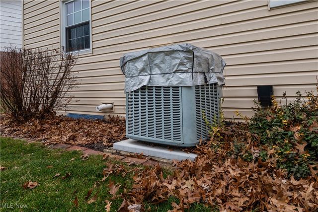 697 Redwood Drive, Canal Fulton, OH 44614