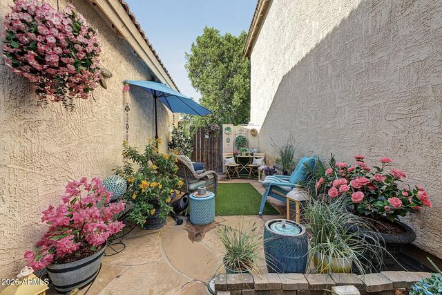 3736 E TARO Lane, Phoenix, AZ 85050