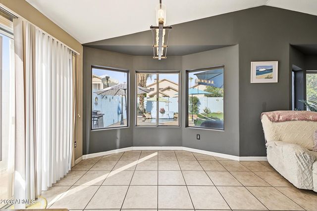 3736 E TARO Lane, Phoenix, AZ 85050