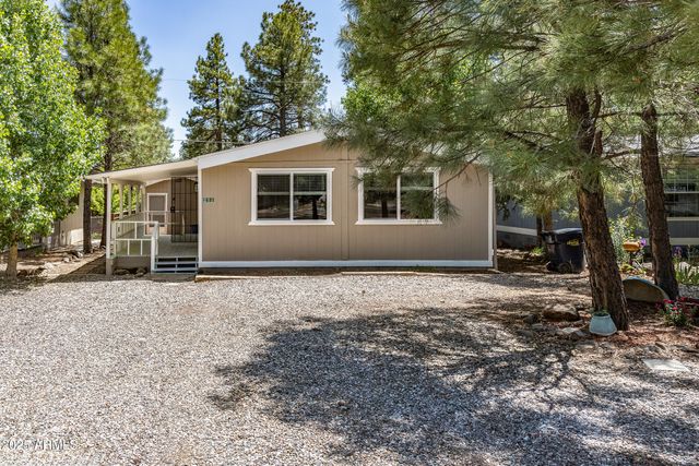 255 E Oak Drive, Munds Park, AZ 86017