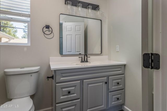 255 E Oak Drive, Munds Park, AZ 86017