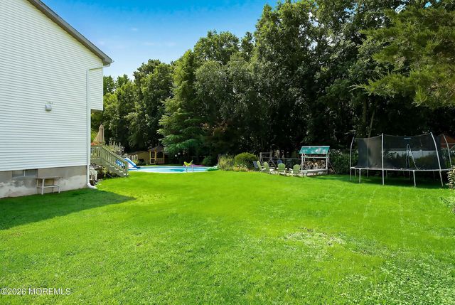 216 Jon Street, Old Bridge, NJ 08857