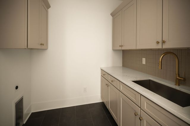 136A 39th Ave, N, Nashville, TN 37209