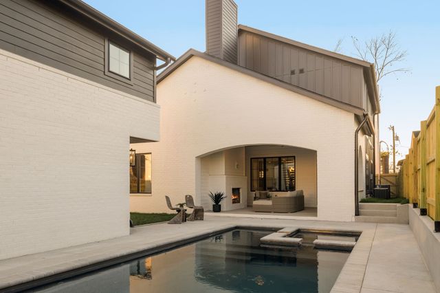 136A 39th Ave, N, Nashville, TN 37209