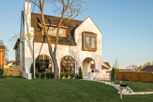 136A 39th Ave, N, Nashville, TN 37209