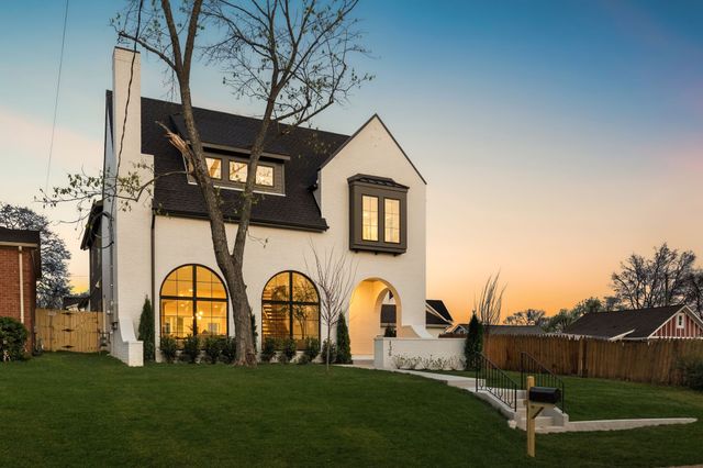 136A 39th Ave, N, Nashville, TN 37209