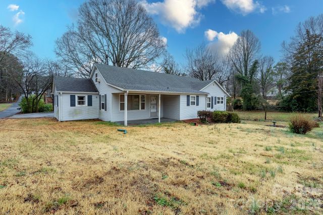 322 E 4th Street, Oakboro, NC 28129