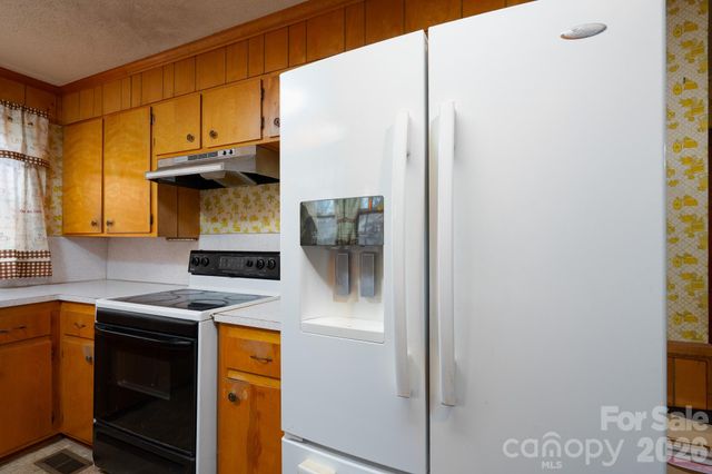 322 E 4th Street, Oakboro, NC 28129