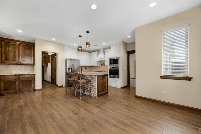 607 NW Blackstone Trail, Lawton, OK 73505