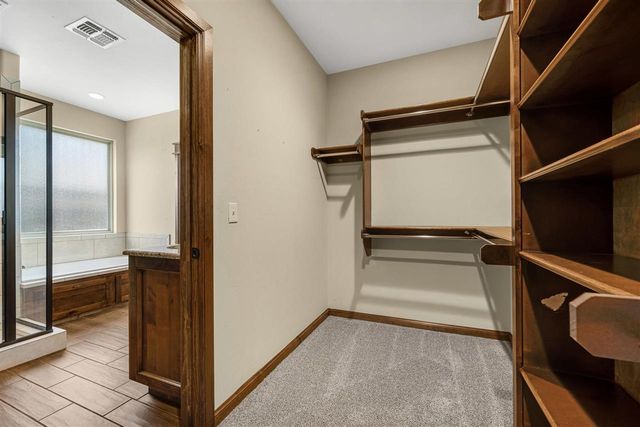 607 NW Blackstone Trail, Lawton, OK 73505