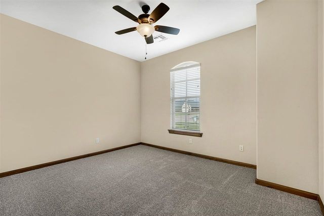 607 NW Blackstone Trail, Lawton, OK 73505