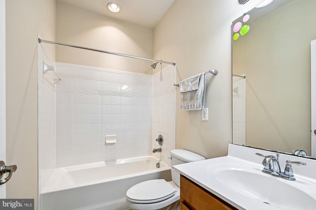 7226 ABBEY RD, Elkridge, MD 21075