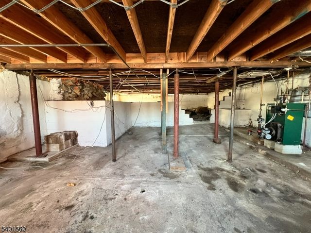 182 Lackawanna Dr, Byram Twp., NJ 07874