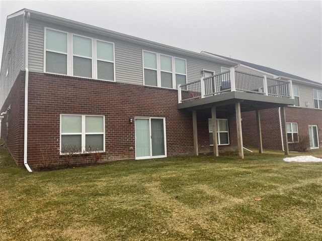 1352 Nuthatch Lane, Lake Orion, MI 48360