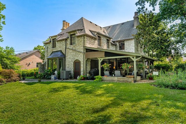 20 Sycamore Terrace, Middletown, OH 45044