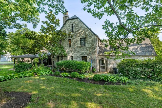 20 Sycamore Terrace, Middletown, OH 45044