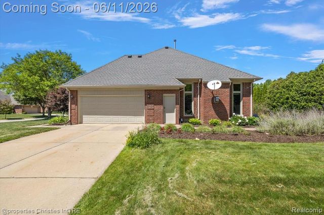 4708 Holland Drive, Troy, MI 48085