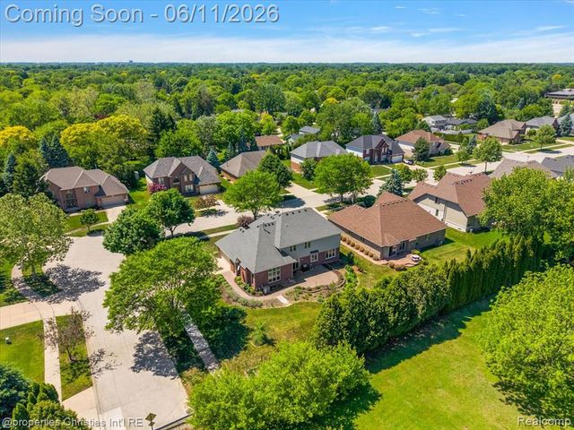 4708 Holland Drive, Troy, MI 48085