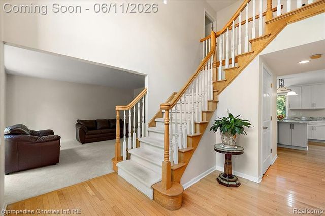 4708 Holland Drive, Troy, MI 48085
