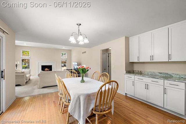 4708 Holland Drive, Troy, MI 48085