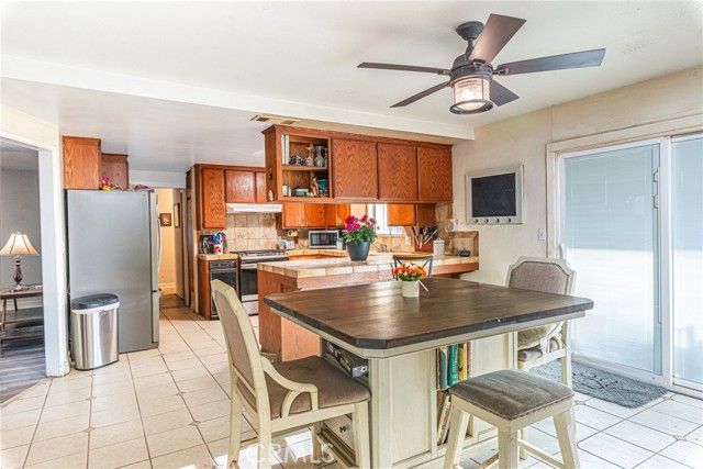 26575 Saturn Way, Hemet, CA 92544