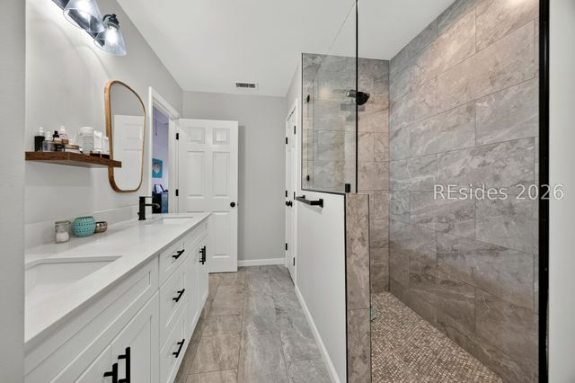 10 Johnston Way 11F, Bluffton, SC 29910