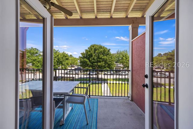 10 Johnston Way 11F, Bluffton, SC 29910