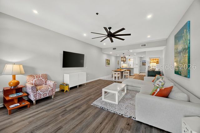 10 Johnston Way 11F, Bluffton, SC 29910
