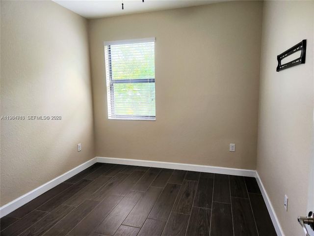 11887 SW 150th Pl -, Miami, FL 33196