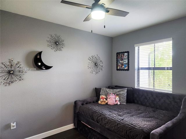 11887 SW 150th Pl -, Miami, FL 33196