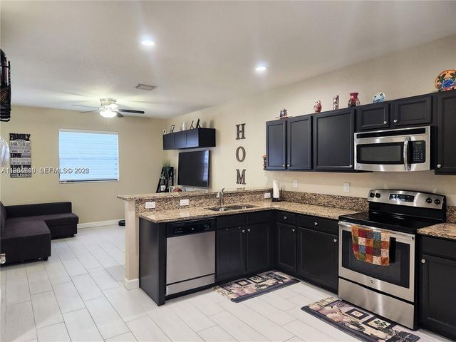 11887 SW 150th Pl -, Miami, FL 33196