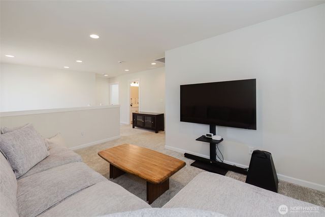 10377 Chimes Place NW, Bremerton, WA 98311