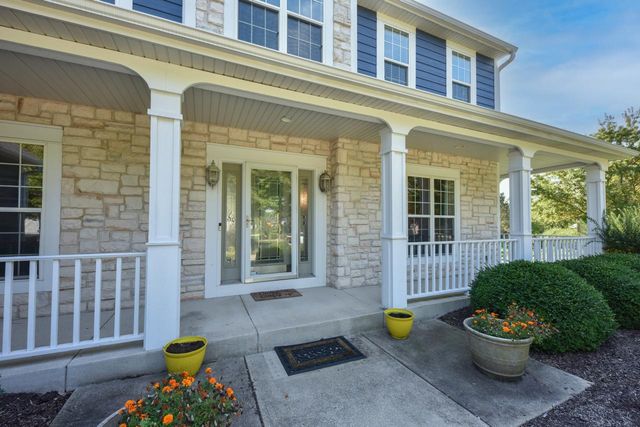 5255 W Princeton DRIVE, Franklin, WI 53132