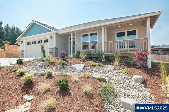 774 Riley Dr, Silverton, OR 97381