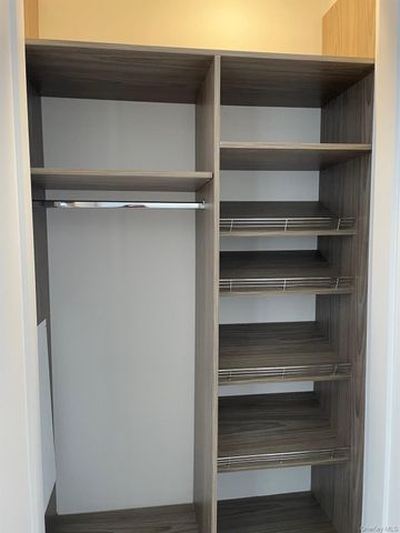 19-14 21st Road 2A, Astoria, NY 11105