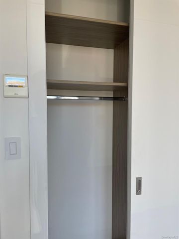 19-14 21st Road 2A, Astoria, NY 11105