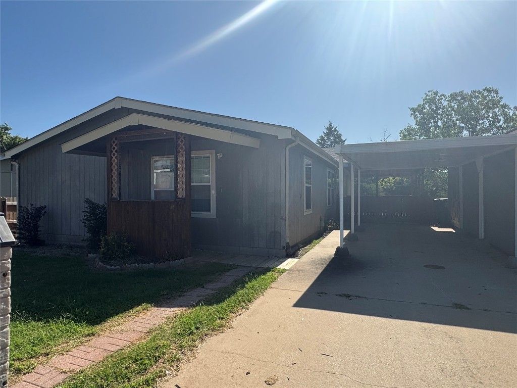 12136 Woodland Hills Drive, Oklahoma City, OK 73131