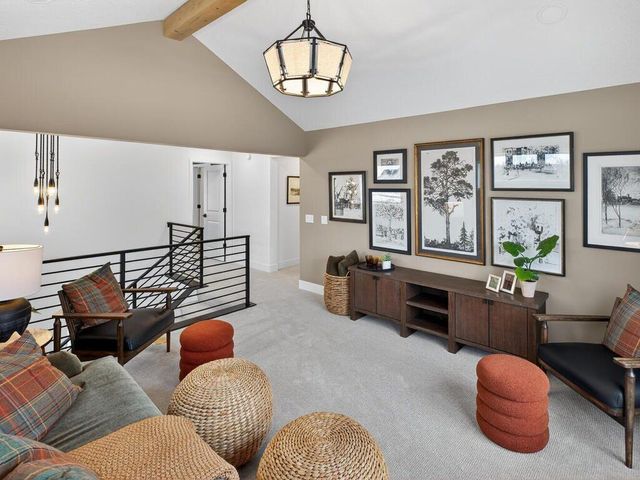 20081 Globe Drive, Lakeville, MN 55044