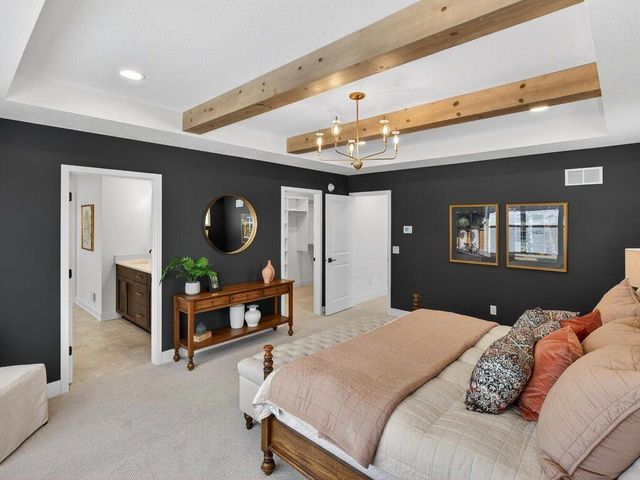 20081 Globe Drive, Lakeville, MN 55044