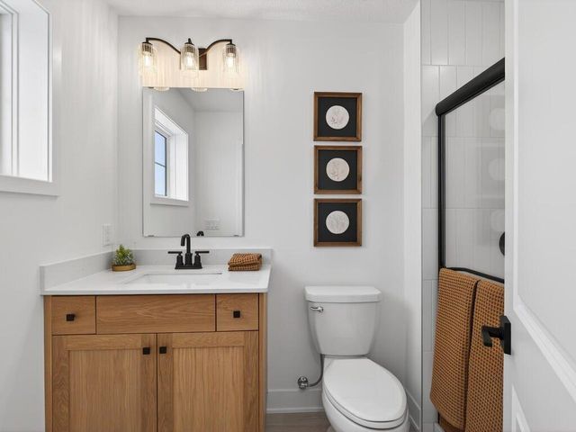 20081 Globe Drive, Lakeville, MN 55044