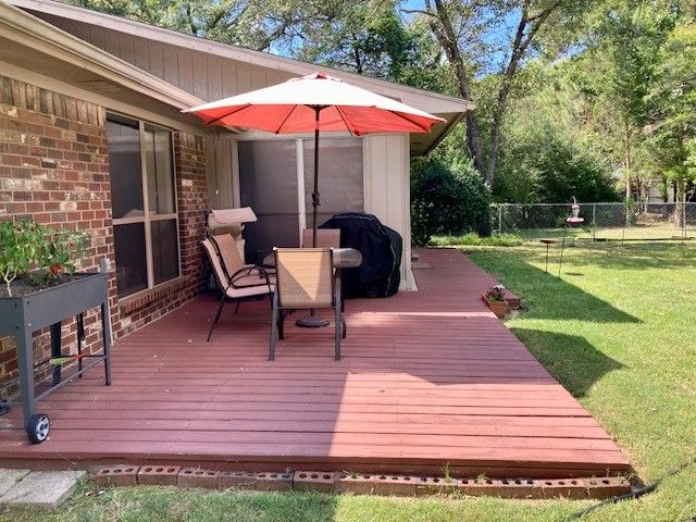 362 Meadow View Path, Holly Lake Ranch, TX 75765