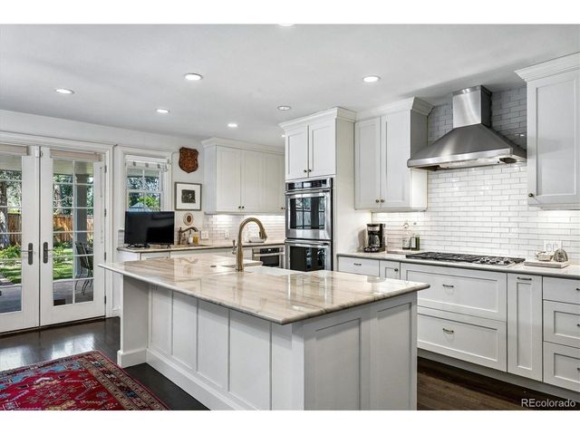 401 Jasmine St, Denver, CO 80220